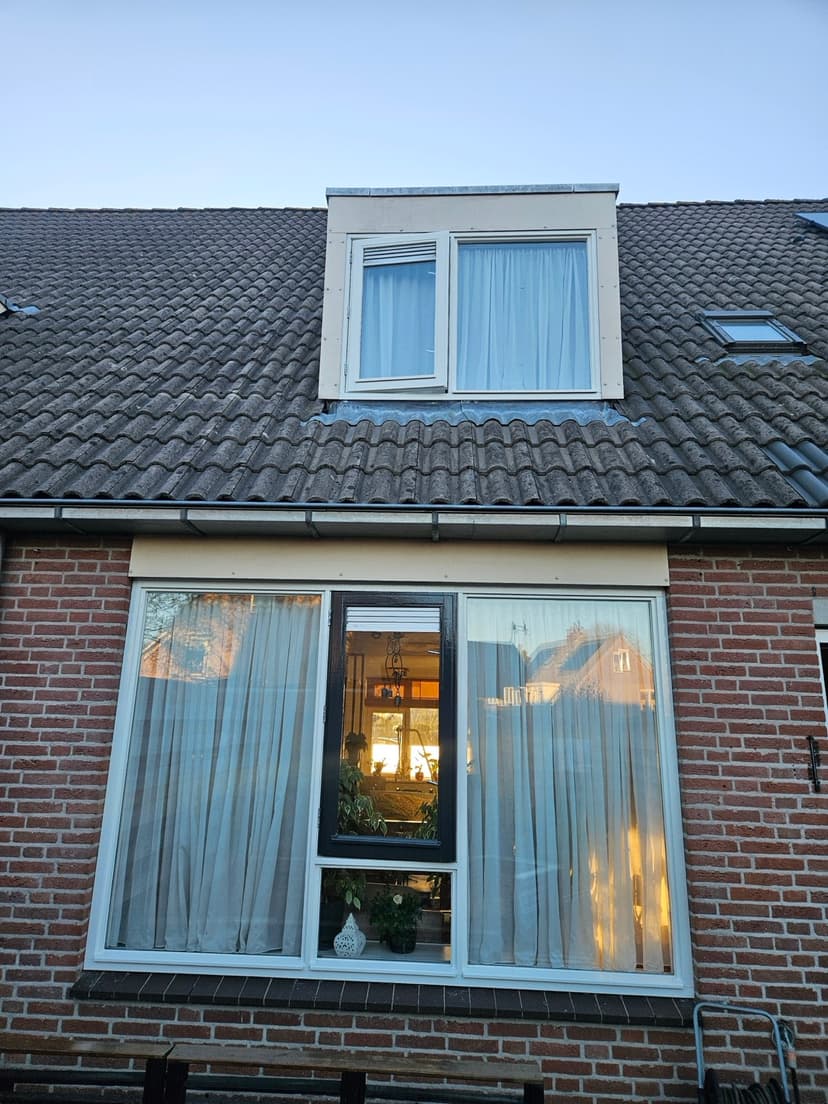 Houtrot reparatie en schuurwerk